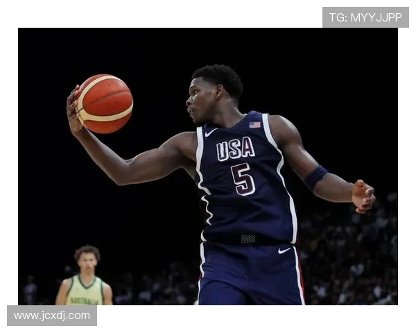 爱德华兹称球队氛围良好共进军